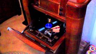 The Merry Macs  &quot;Shoot the Sherbert to me Herbert&quot;