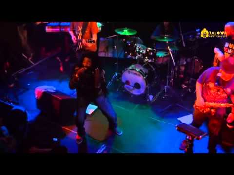 OMAR PERRY & Homegrown Band - Dreader Than Dread (EXODUS Reggae Festival - May 2014 - France)