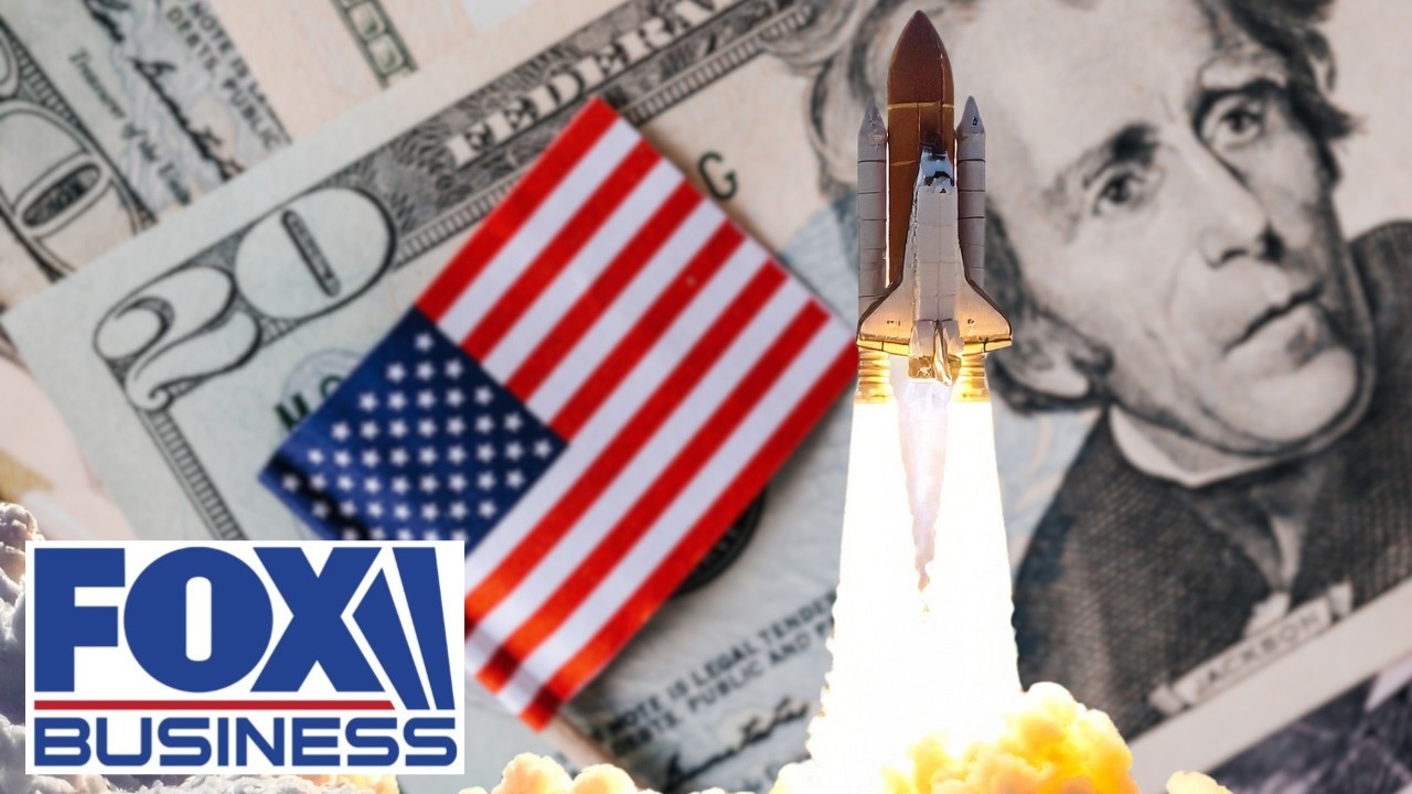 ‘POISED FOR TAKEOFF': Economist makes BOLD call