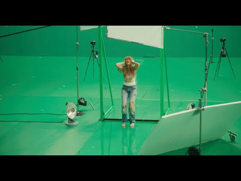 Thumbnail of the video: Behind the Scenes: "Nothing to be afraid of"