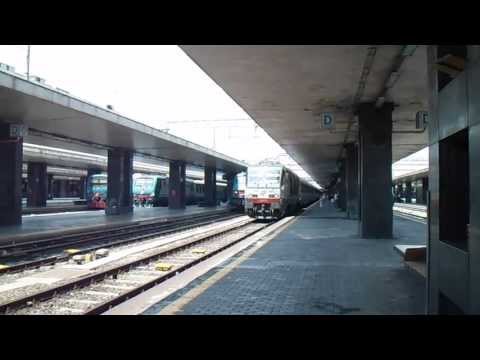 E402.022 in partenza con l' IC 553 Roma Termini - Reggio Calabria Centrale