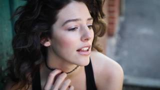 Evelyn Cormier - Let It Run (Official Video)