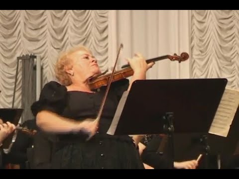 Elgar Violin Concerto - op. 61 - Dora Schwarzberg