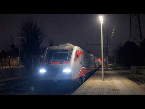 DUE TRANSITI DELL'ETR 485 - FRECCIARGENTO 8852 A CESENATICO