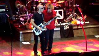 Chickenfoot - Down The Drain Live in Kansas City Uptown Theater - Future In The Past 2009