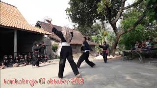 Download lagu Srikandi PSHT satu lawan 2 sikaaaaaat #pencaksilat #psht#srikandipsht1922 #trendingshorts  mp3