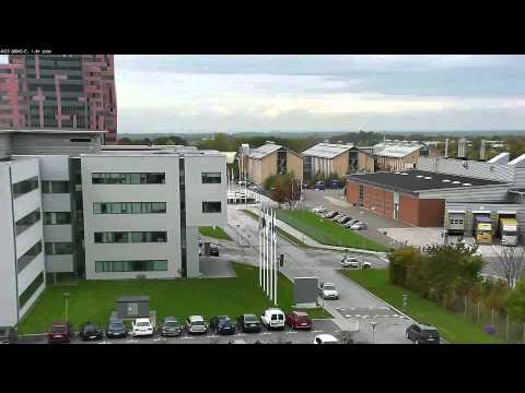 Axis Q6045-E / 1080p  20x / Car at 275 mts