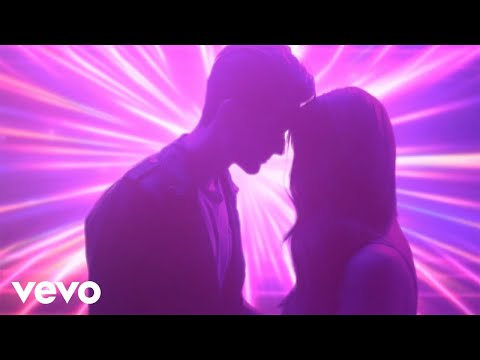 Kalie Shorr - Two Hands