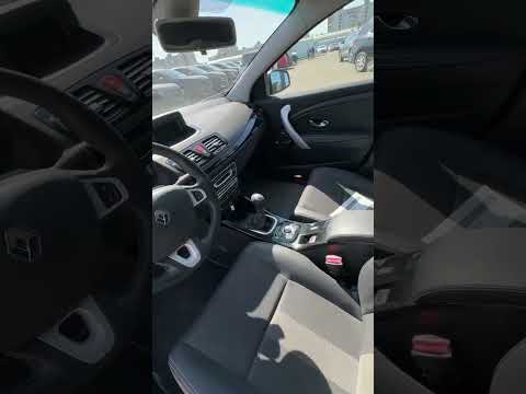 фото renault megane iii 0