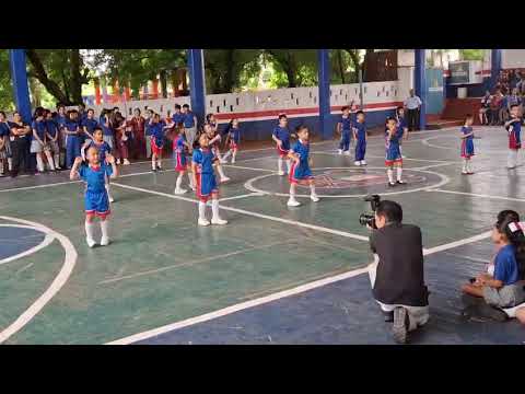 Renata Valentina V . De La Fuente