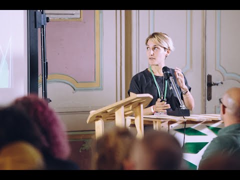 Simona Maiorano – "Leaves"