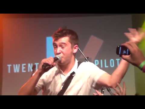 twenty one pilots - Slowtown -  Live at The Underground 2011