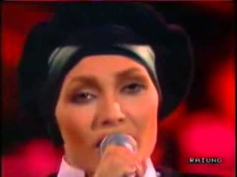 Anna Oxa - "La statua" (Tour 1989)