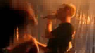 Familjen - Huvudet I Sanden (Live, Popaganda, Stockholm - 2008-08-30)