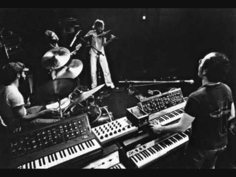 Jan Hammer, Steven Kindler, Tony Smith, Fernando Saunders live in Berlin 1976. Playing Topeka