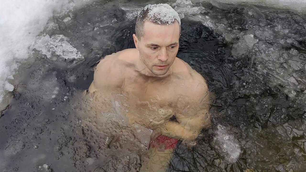 5 ошибок и 3 фобии плавания в проруби! Ныряю впервые под лед