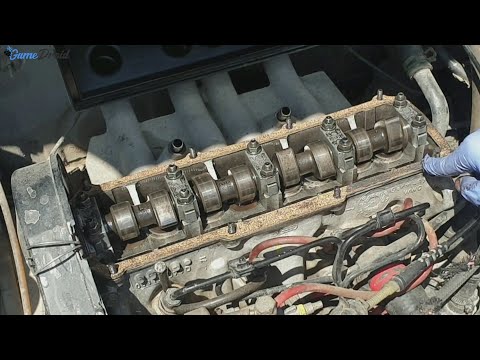 How to change the gasket on the rocker valve / camshaft cover on the VW Golf 2 🚗👨‍🔧