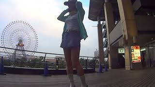 夏の観覧車とミニスカート