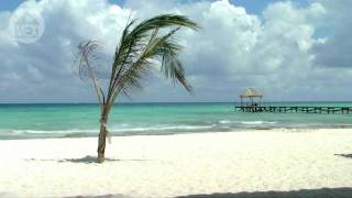 preview picture of video 'Xcalacoco Beach in Playa del Carmen - Perfect Beachfront, Just Out of Town. 25 Top Beaches'