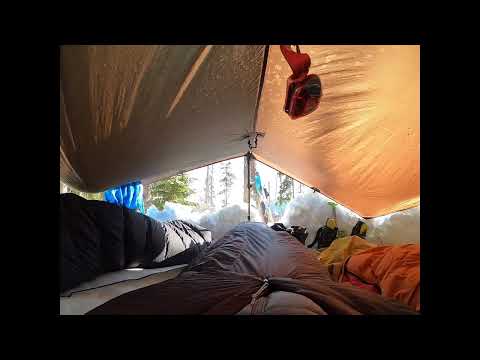 Przygoda na Skiturach w Tatrach z biwakiem na dziko