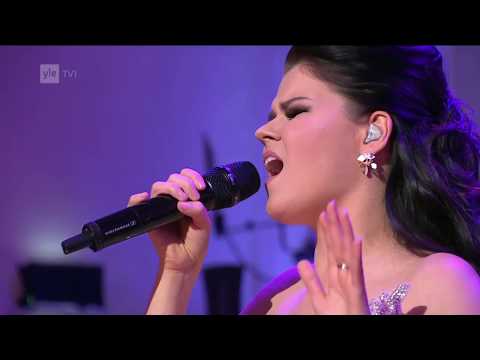 Saara Aalto - Independence day party, Helsinki 2017 - Hetki lyö (Beat the clock)