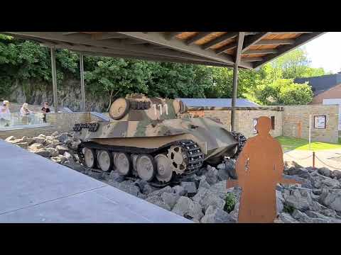 Panzerkampfwagen V  Panther  Ausf.  G / Houffalize Belgium /