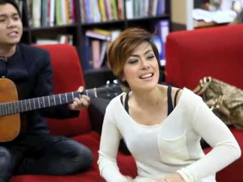 Just Give Me A Reason- Pink ft Nate Ruess- COVER Acoustic Version Novita Dewi-Alex Rudiart