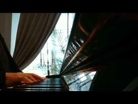 Les Parapluies de Cherbourg-plays Bogdan Sobkowiak