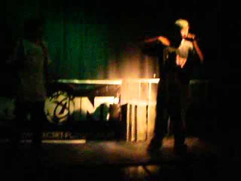 DESTINO MC VS DOZER.mp4