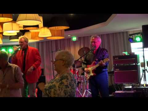 The Red Strats - We say yeah