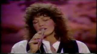RITA COOLIDGE  ALL TIME HIGH James Bond 007 OCTOPUSSY The val doonican show 1983