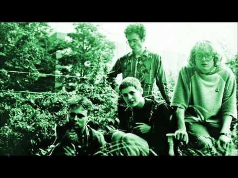 Video thumbnail for Escort Crash on Marston Street (Peel Session)