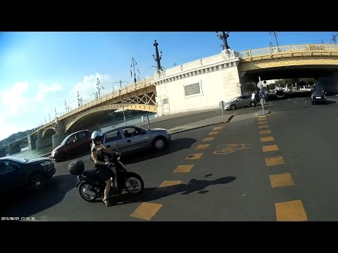 Fritzound megállítja őket - Fritzound stops vehicles