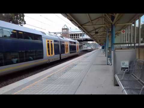 Qube train run number 4112 at Gosford