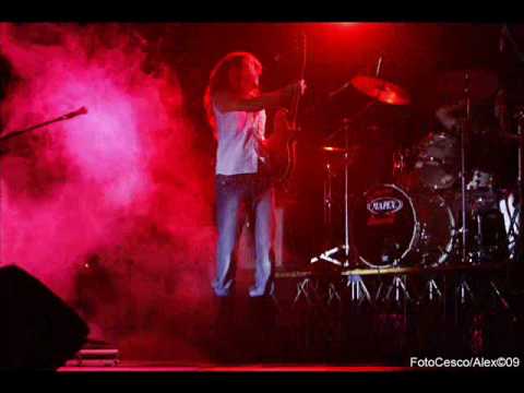 ANTHONY BASSO & The Crossfire - Rollin' Away