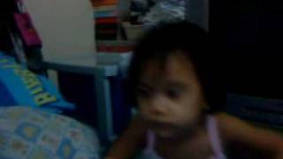 Jade trying to sing with Barbie "Deck the Halls"