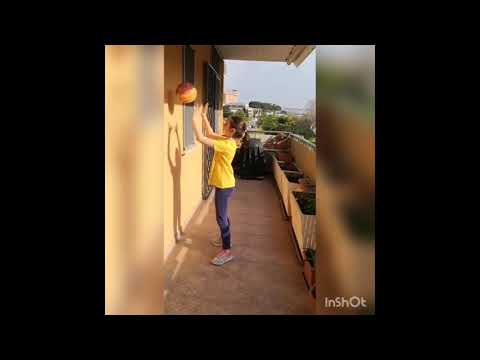 MINIVOLLEY MARTINA GIOCA CON BAGHER E PALLEGGIO