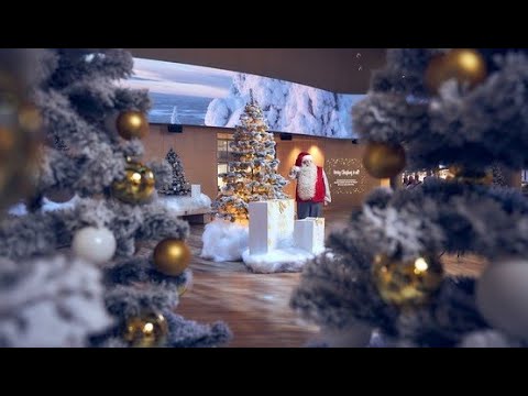 Papai Noel ilumina o espírito natalino no aeroporto de Helsinque