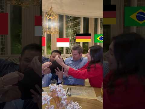 支付賬單：白人與亞裔 (Paying the Bill: White vs Asian)