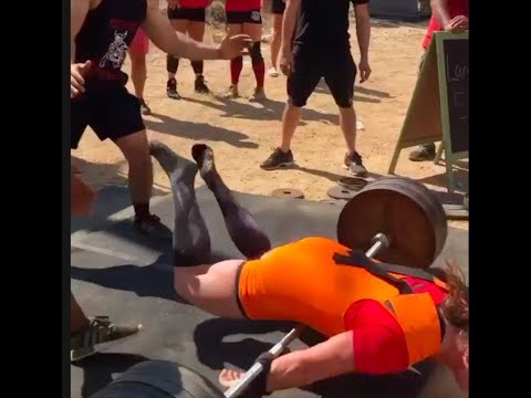 580lb / 264kg Deadlift Attempt Alyssa Anderson