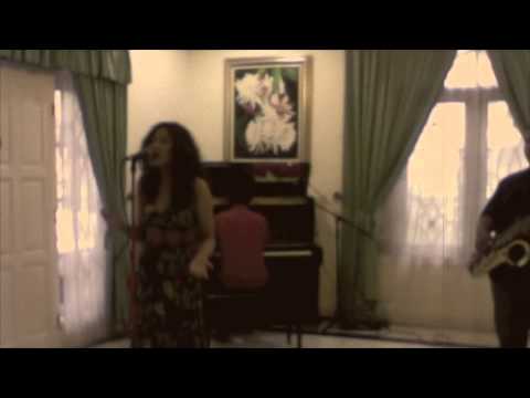 Cosmopolitan Star Search - 14. Tantry (14 Besar)