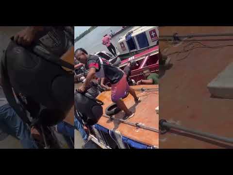 Susto en #Magangué: chalupa se hunde segundos antes de zarpar