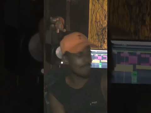 පස්සෙන් පන්නයි දැන් කලහොද😬😐🙏  #ooseven #slrap #next #hiphop #shorts