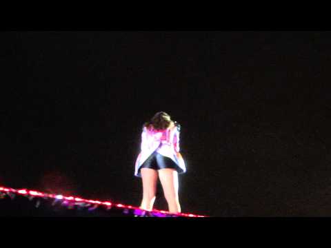 Ivete Sangalo - Me Abraça / Eternamente / Tá Tudo Bem / Pegue Aí (Medley) - Madison SP