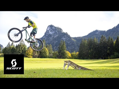 HEROES INSPIRE HEROES : S3 EP3 – LOIS’ SKILLS LESSON