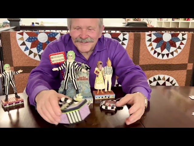 Vídeo relacionado con Enesco Jim Shore Beetlejuice Maintlands - Figura Decorativa