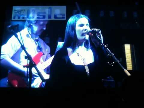 Claire Vickers singing Hallelujah