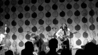 The Avett Brothers - Pretty Girl At The Airport