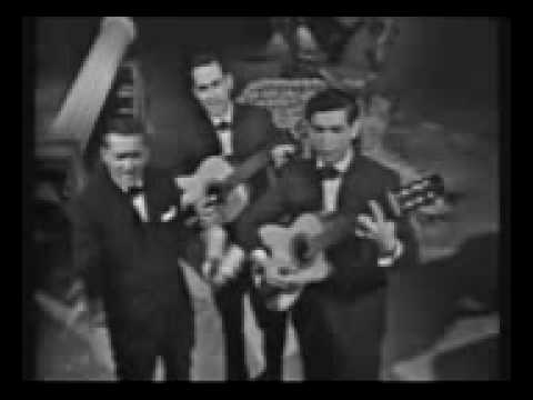 download lagu mp3 mp4 Trio Las Sombras, download lagu Trio Las Sombras gratis, unduh video klip Trio Las Sombras