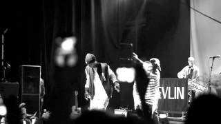 Devlin On Tour - Marching Through The Fog & Day's And Nights -